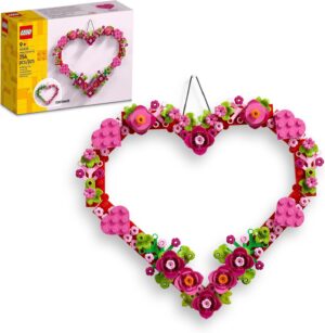 LEGO Heart Ornament Building Toy Set – Fun Arts and Crafts Idea for Girls and Boys, Ages 9+ – Gift for Kids – Display on The Wall as Home Decoration – 40638