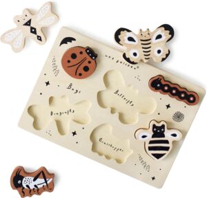 Wee Gallery Wooden Animals Tray Puzzle Bugs – Montessori Toys, Motor Skills Development, Early Learning Activity, Brain Games, Educational Toys for Kids, Toddler, Preschool Activities (Age 2 3 4)